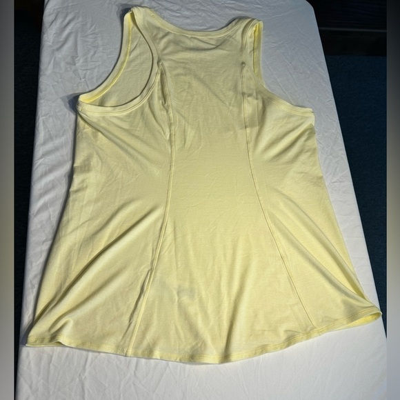 Patagonia Pale Yellow Sleeveless Tank - Yoga/Hiking/Outdoors/Workout Size Large - Picture 8 of 10
